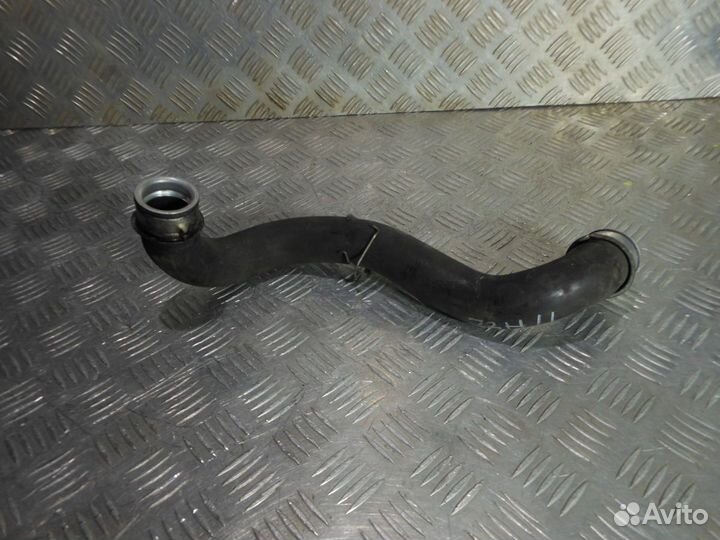 Шланг системы охлаждения Мерседес C219