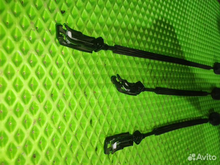 Трос открывания двери VW Golf Plus