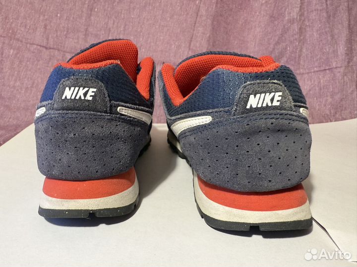 Nike MD Runner GS UK 4 Midnight 629802-416