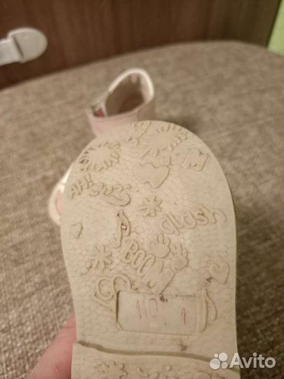 Босоножки для девочки