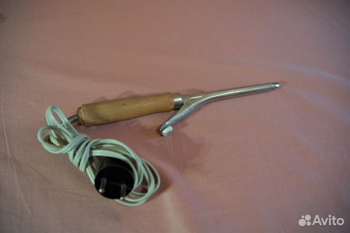 Плойка для завивки волос