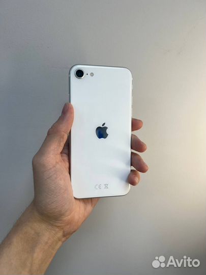 iPhone SE (2020), 64 ГБ