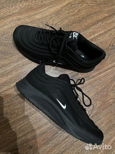 Nike air
