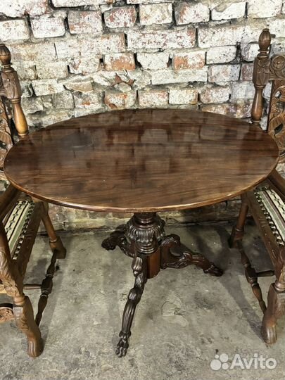 Стол Воссточная Пруссия