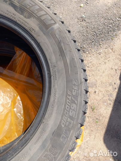 Michelin X-Ice North XIN2 215/65 R16