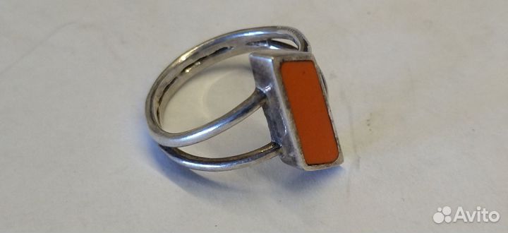 Кольцо серебро 925 проба. коралл