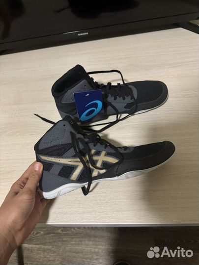 Борцовки asics matflex