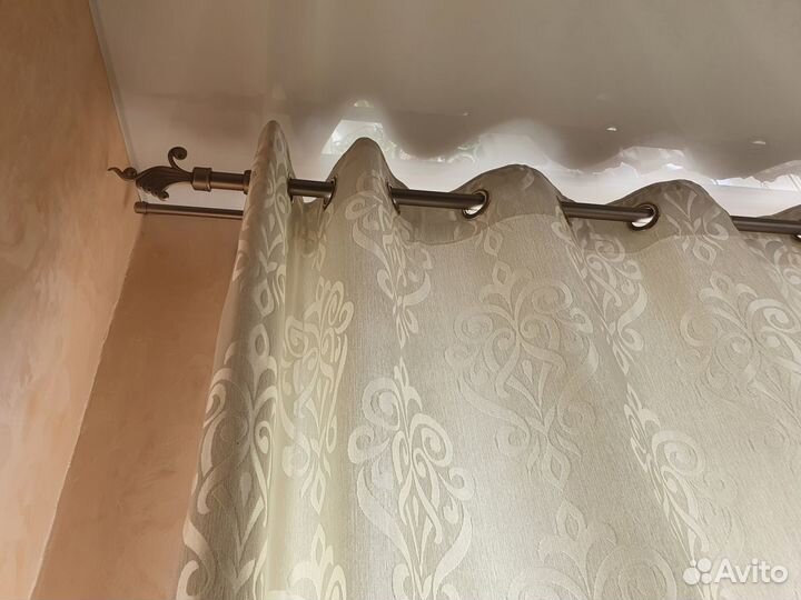 Шторы с карнизом и тюлью