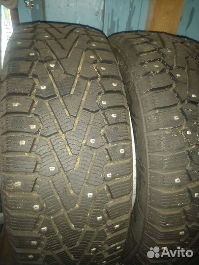 Pirelli P Zero 16/10.5 R16