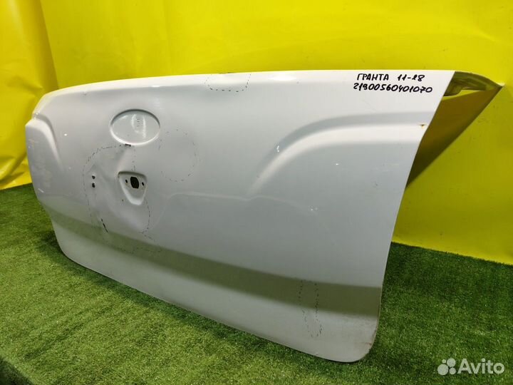 Крышка багажника LADA Granta 2011