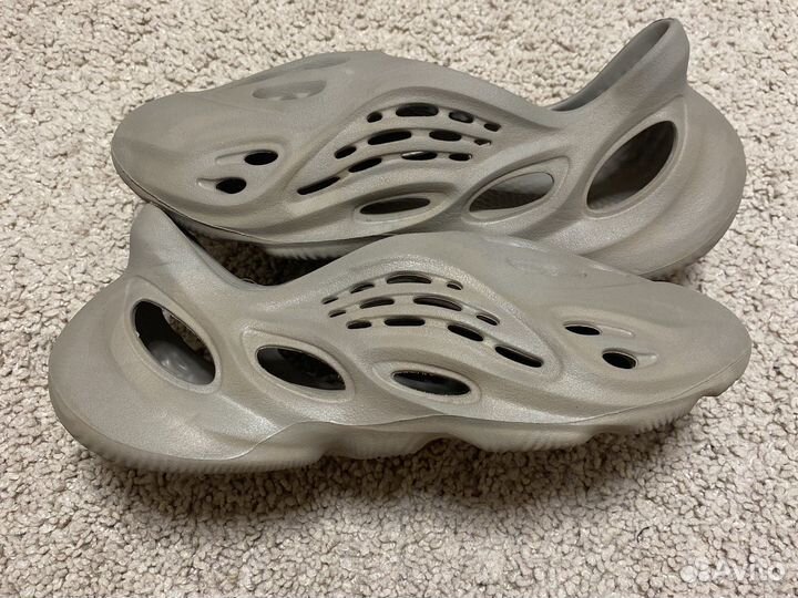 Adidas easy foam runner