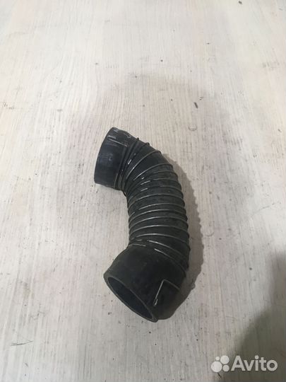 Патрубок интеркулера Мерседес W208 1110980483 М111