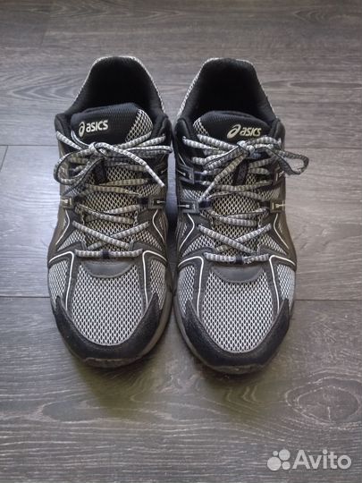 Кроссовки asics