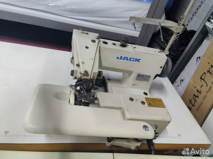 Швейная машинка