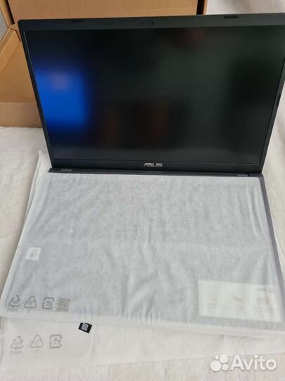 Ноутбук asus новый