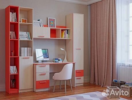 Детская рабочая зона со шкафом на заказ