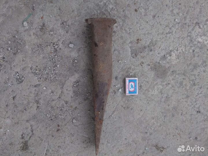 Старинное зубило