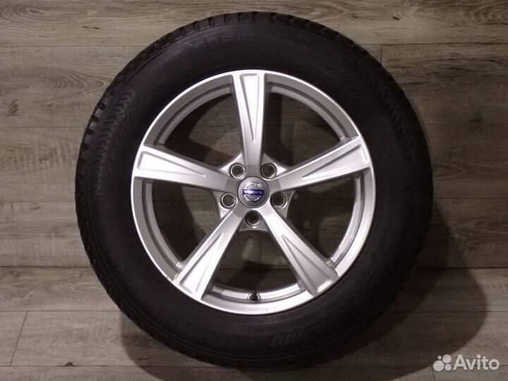 Комплект колес R18 Volvo XC90 оригинал зима