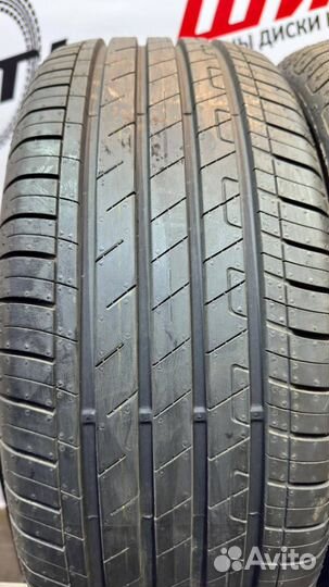 Goodyear EfficientGrip Performance 215/55 R17