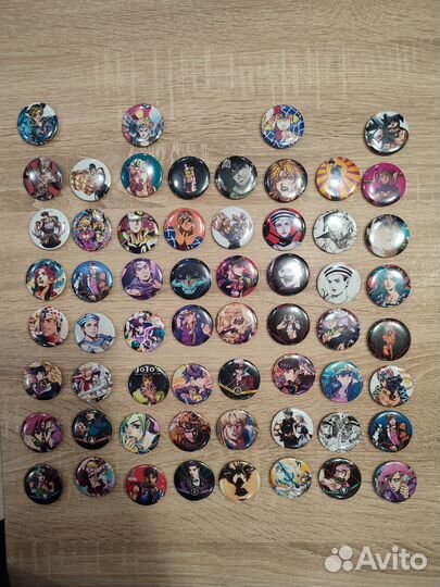 Значки джоджо (средний размер)