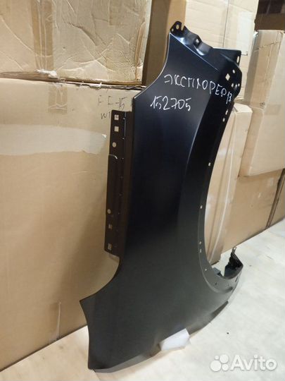 Крыло переднее правое Ford Explorer U502