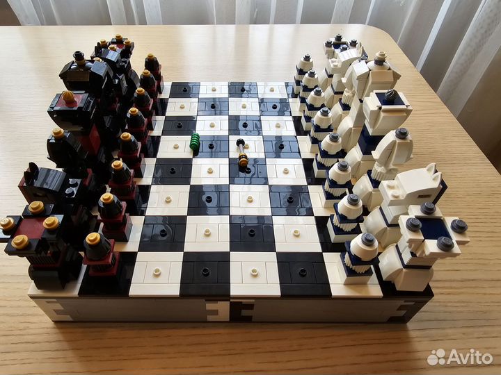 Lego 40174 Iconic Chess Set шахматы