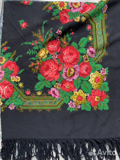 Павловопосадский платок святочный