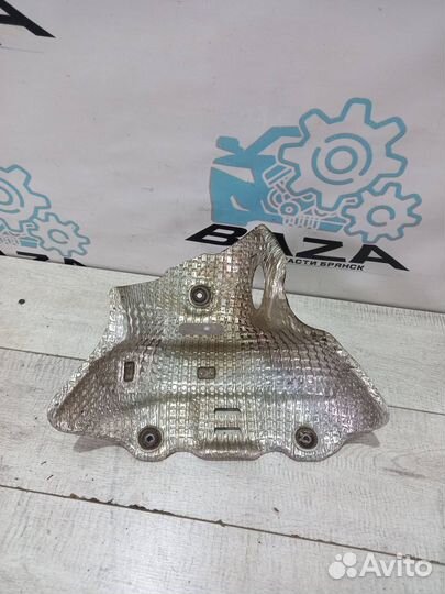 Тепловой экран коллектора Kia Rio 4