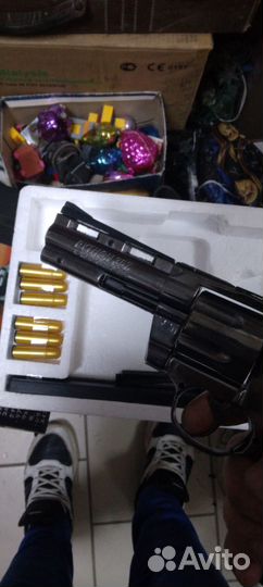 Револьвер-зажигалка Colt Python 357