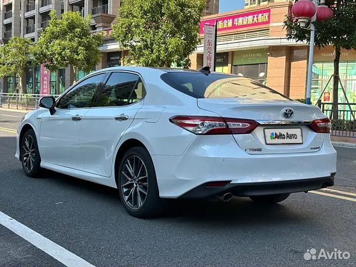 Toyota Camry 2.5 CVT, 2021, 52 000 км