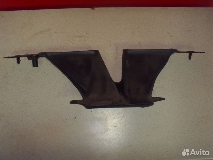 Воздуховод 22601972 Pontiac Grand Am 1998-2005