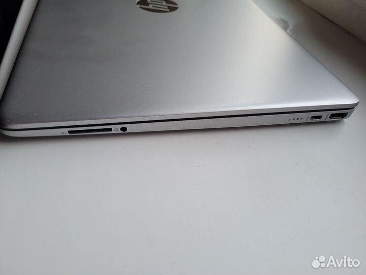 HP 15s-eq1343ur ryzen 7 4700u vega 7