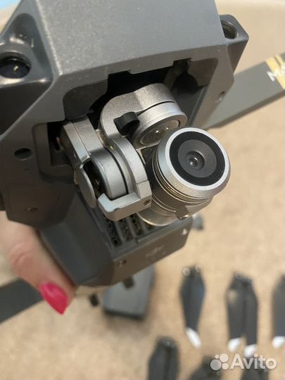 Квадрокоптер dji mavic pro combo