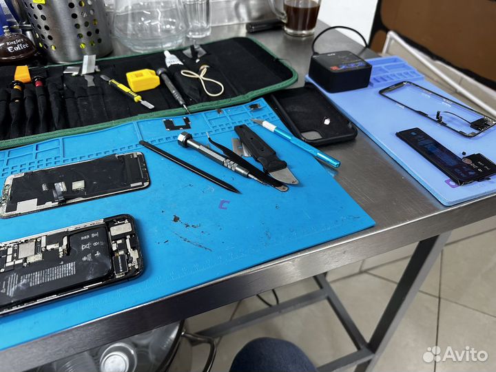 Мастер по ремонту телефона / смартфона выездной