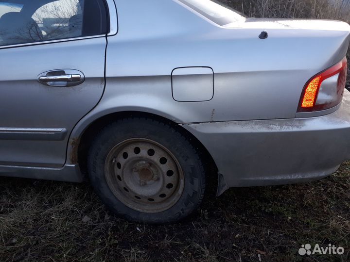 Kia Magentis 2.5 МТ, 2005, битый, 320 000 км