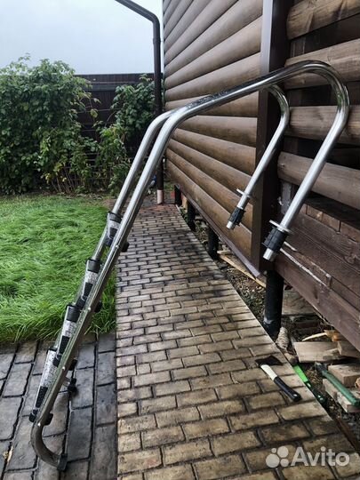 Лестинца для бассейна