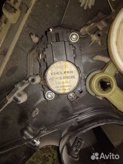 Моторчик заслонок печки