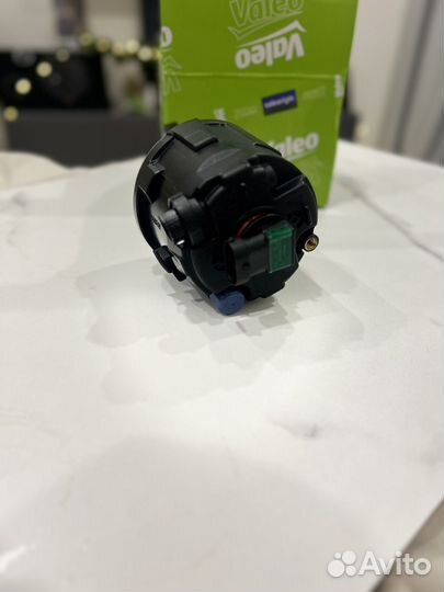 Противотуманная фара Almera g15