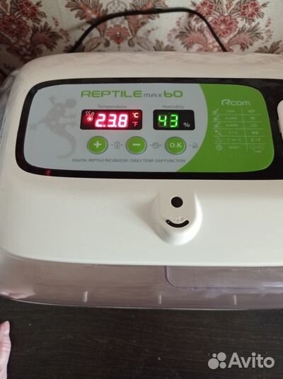 Инкубатор автоматич. для яиц рептилий Rcom 60 MAX