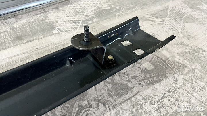 Хром на бампер газ 3110