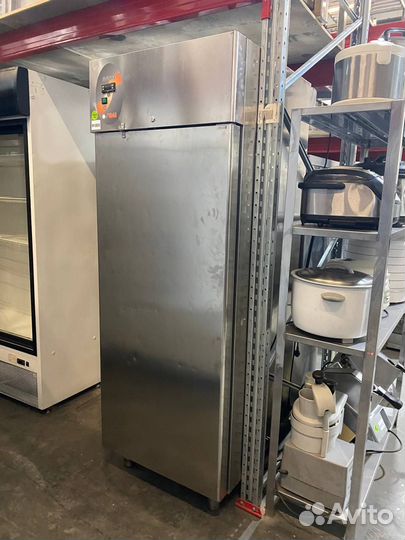 Морозильный шкаф