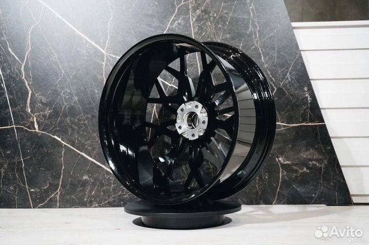 Кованные диски R22 Mercedes-Benz W124
