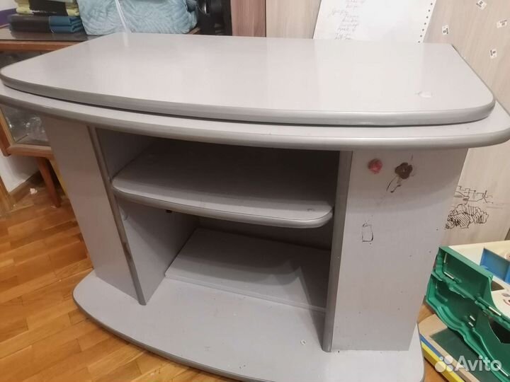 Подставка для телевизора