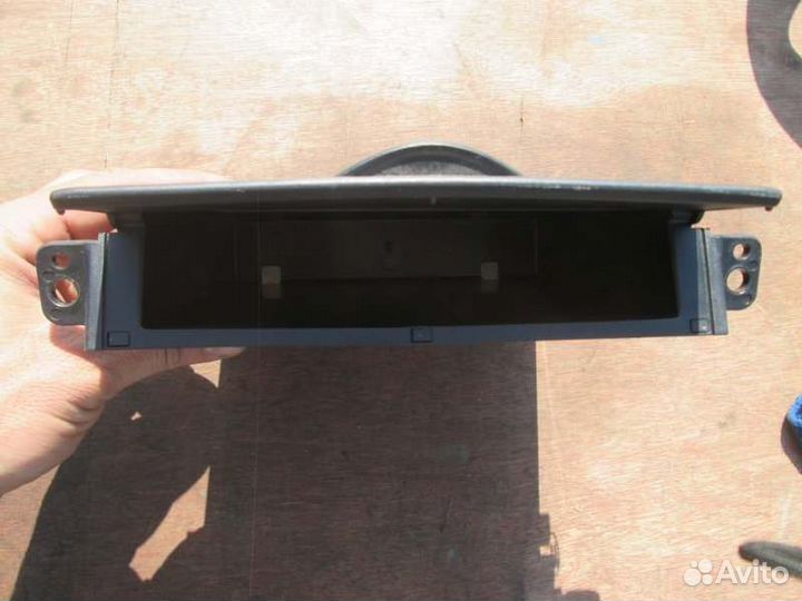 Бардачок Toyota Ist NCP65 1NZ-FE 2004/5