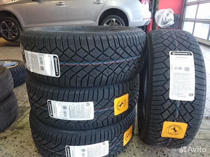 Continental ContiVikingContact 7 255/55 R20 110T