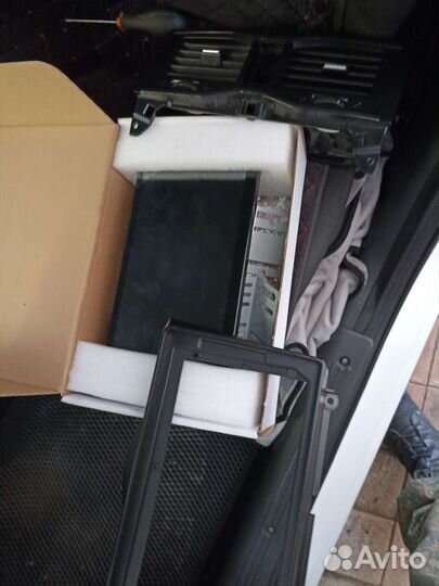 Магнитофон 9 дюймовый с рамкой для калина