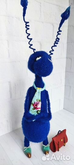 Вязаные игрушки. Тараканчик вязаный