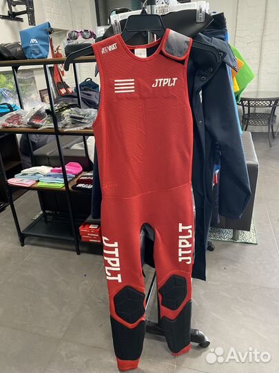 Гидрокостюм раздельный с защитой спины jetpilot