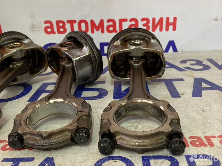 Поршень с шатуном Toyota Camry (XV50, XV55)