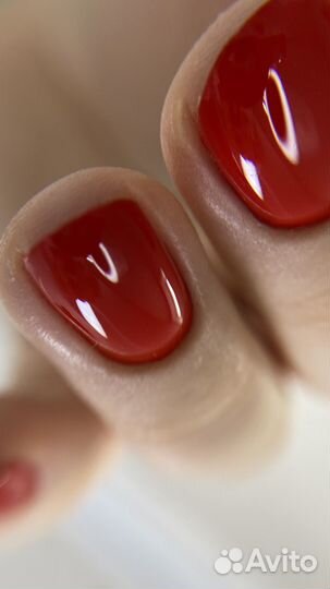 Мастер маникюра и педикюра